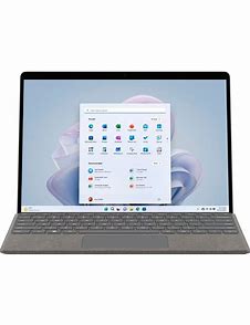 تبلت لپتاب مایکروسافت مدل Surface Pro 9-i7 1255U ظرفیت 256 گیگابایت و رم 16 گیگابایت به همراه کیبورد Signature Black و قلم Slim Pen 2